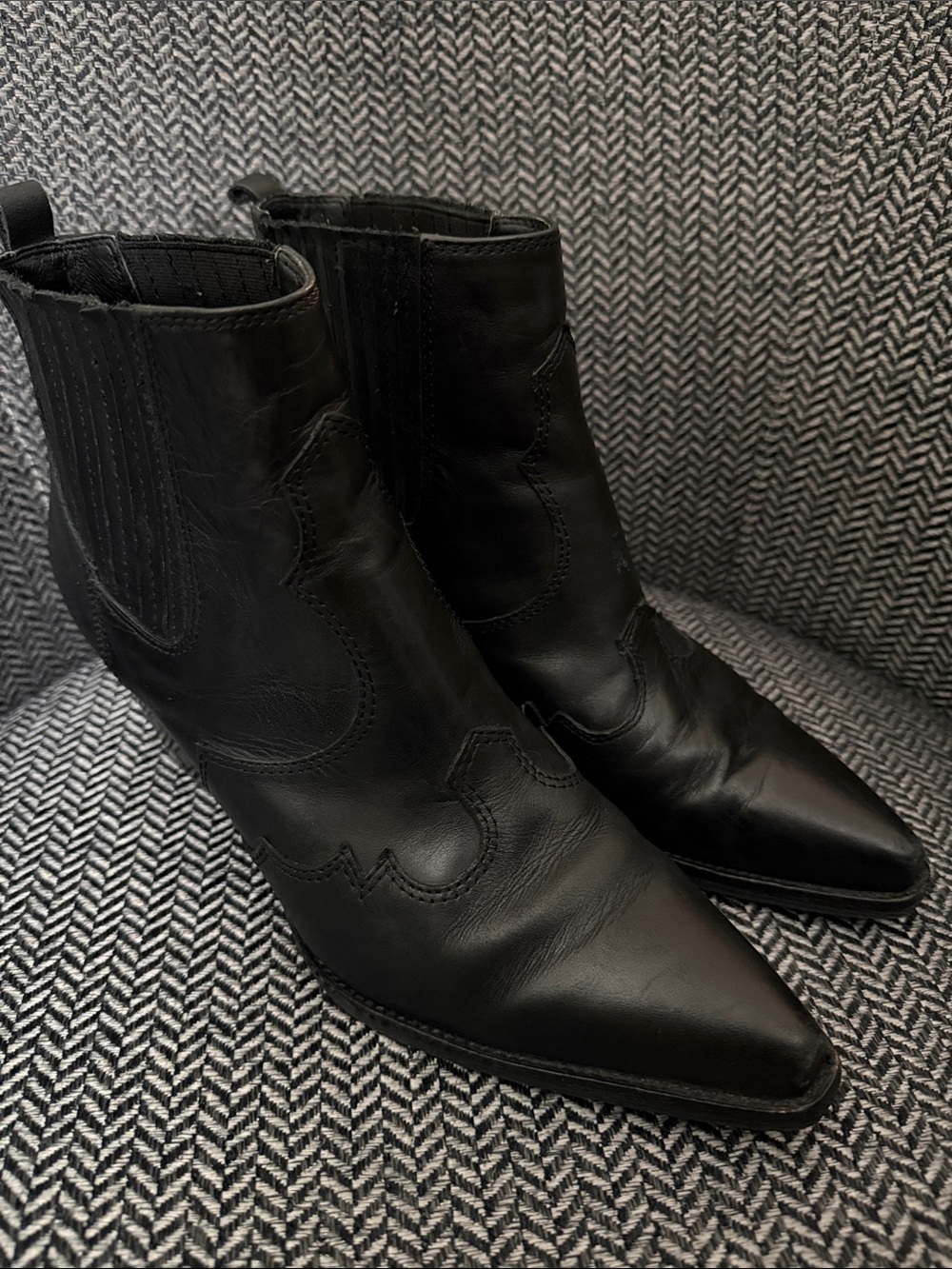 Sam Edelman Black Leather
Cowboy Ankle Boots Pointed
Toe Block Heel Size 9